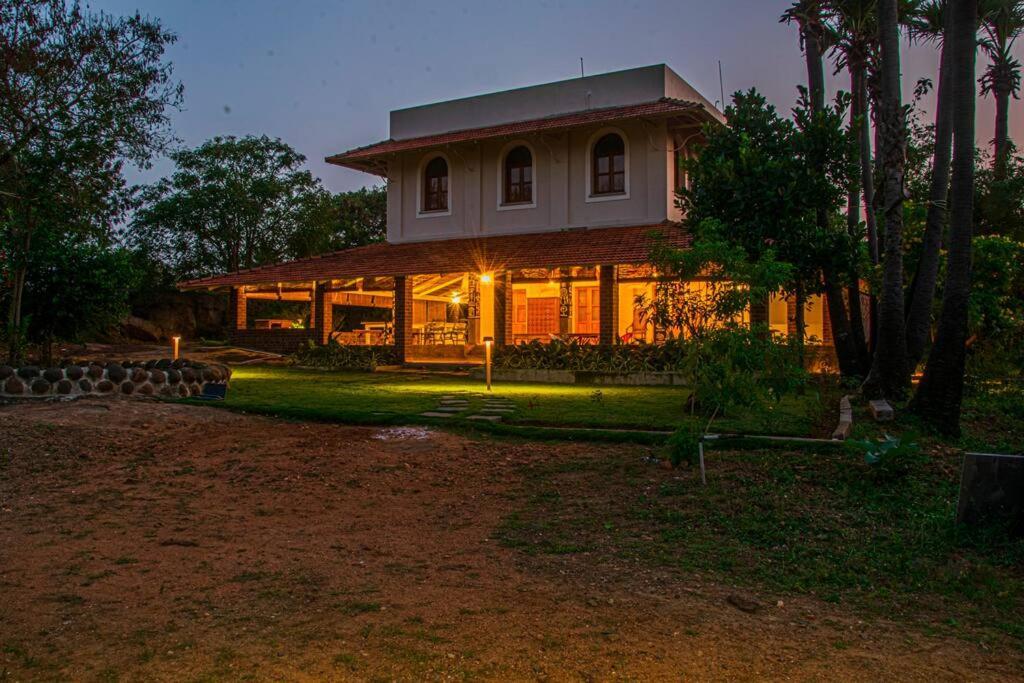 Holy Mountain Villa - Tiruvannāmalai 外观 照片