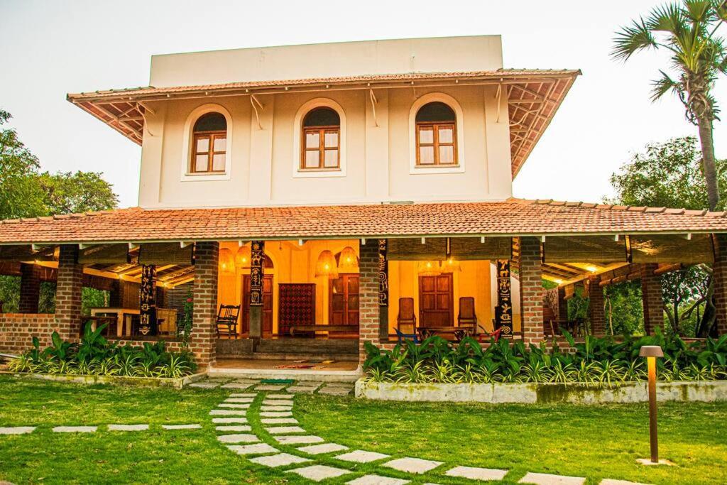 Holy Mountain Villa - Tiruvannāmalai 外观 照片